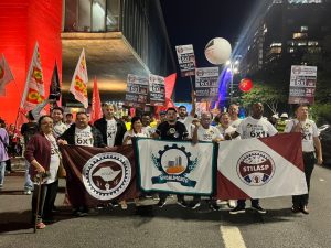 Ato em São Paulo pressiona Senado a votar o fim da escala 6×1 e a redução da jornada
